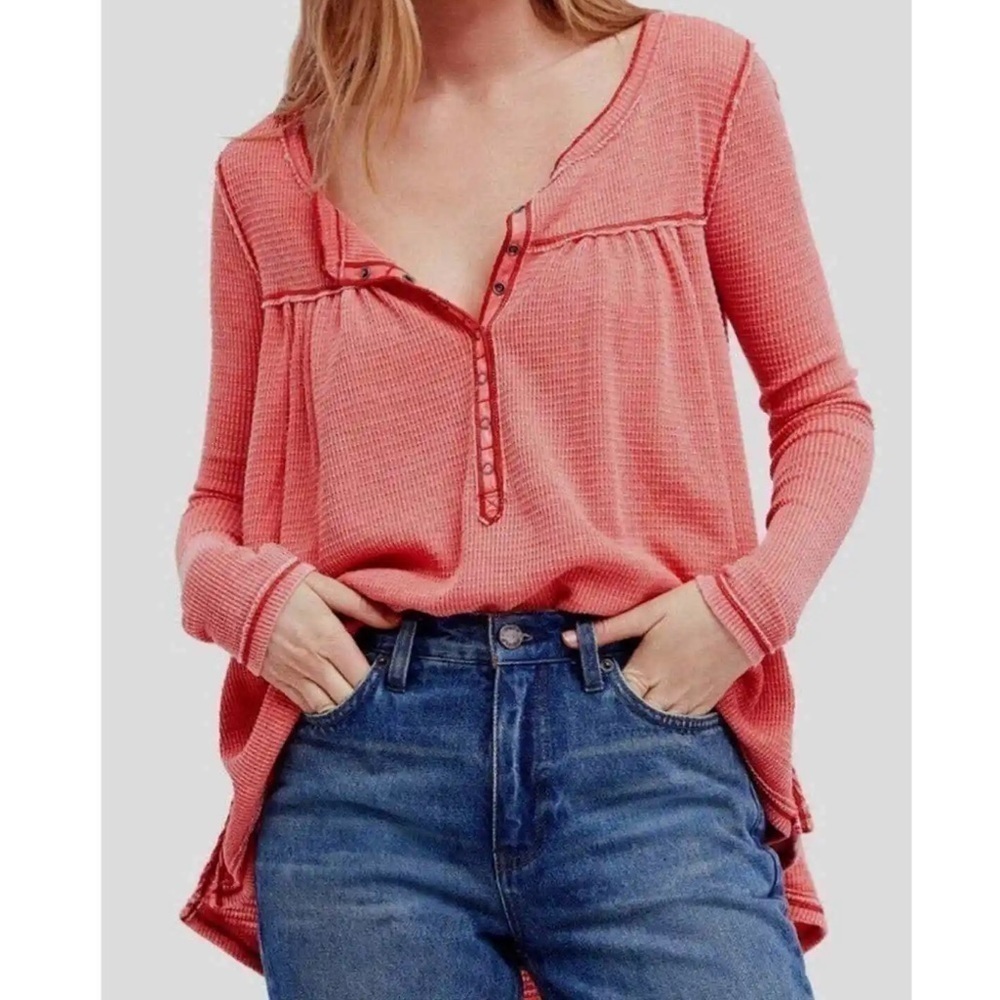 Free People We the Free Kai Burnout Thermal Henley High Low Top Red Size XS - Picture 9 of 12
